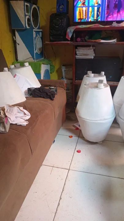 Jarros  de cimento - Foto 5