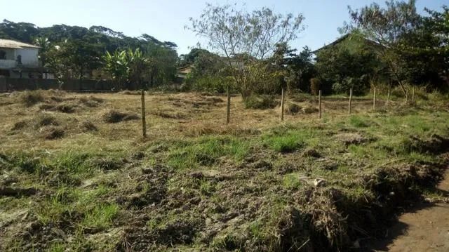 Terreno plano com 1800m2 No bairro Extensão Serramar Rio das Ostras