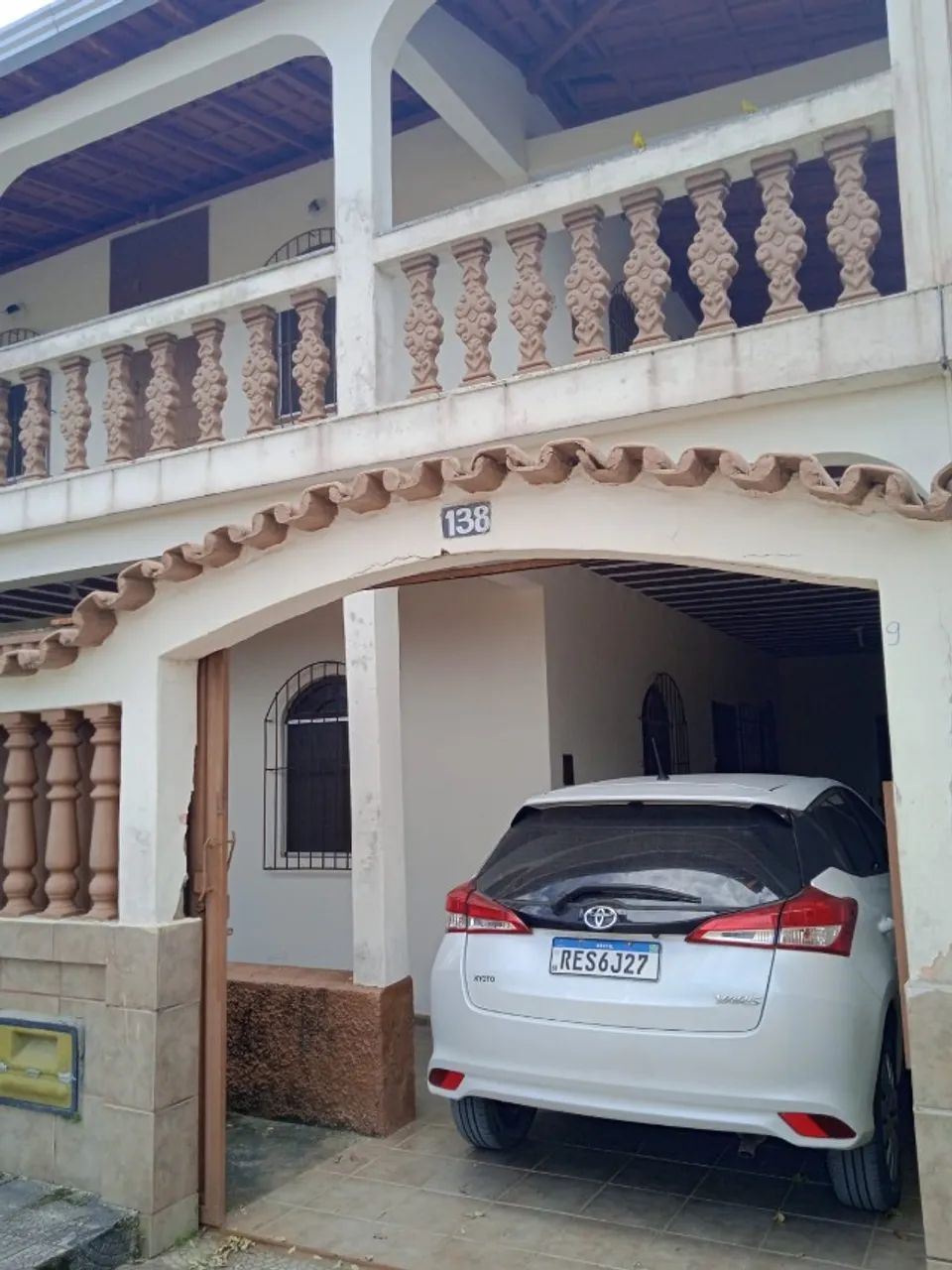 Sobrado - Andar Térreo completo com ar e garagem - Temporada em Nova Viçosa - BA