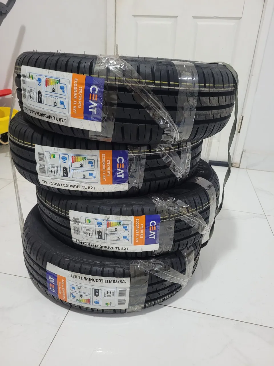 4 Pneus CEAT 175/70 R13 ECODRIVE TL 82T