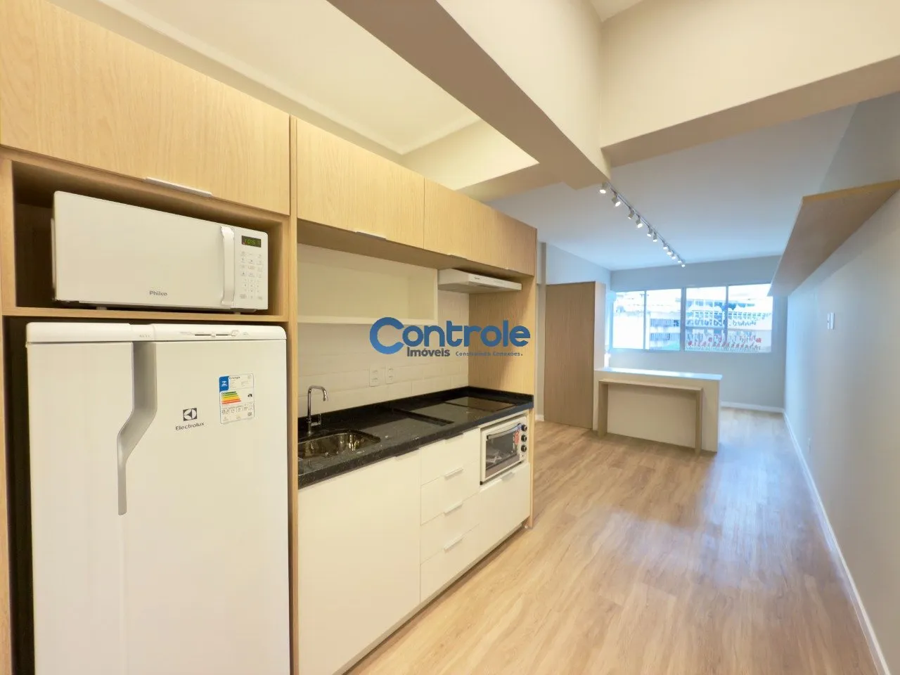 Studio mobiliado no Centro de Florianópolis