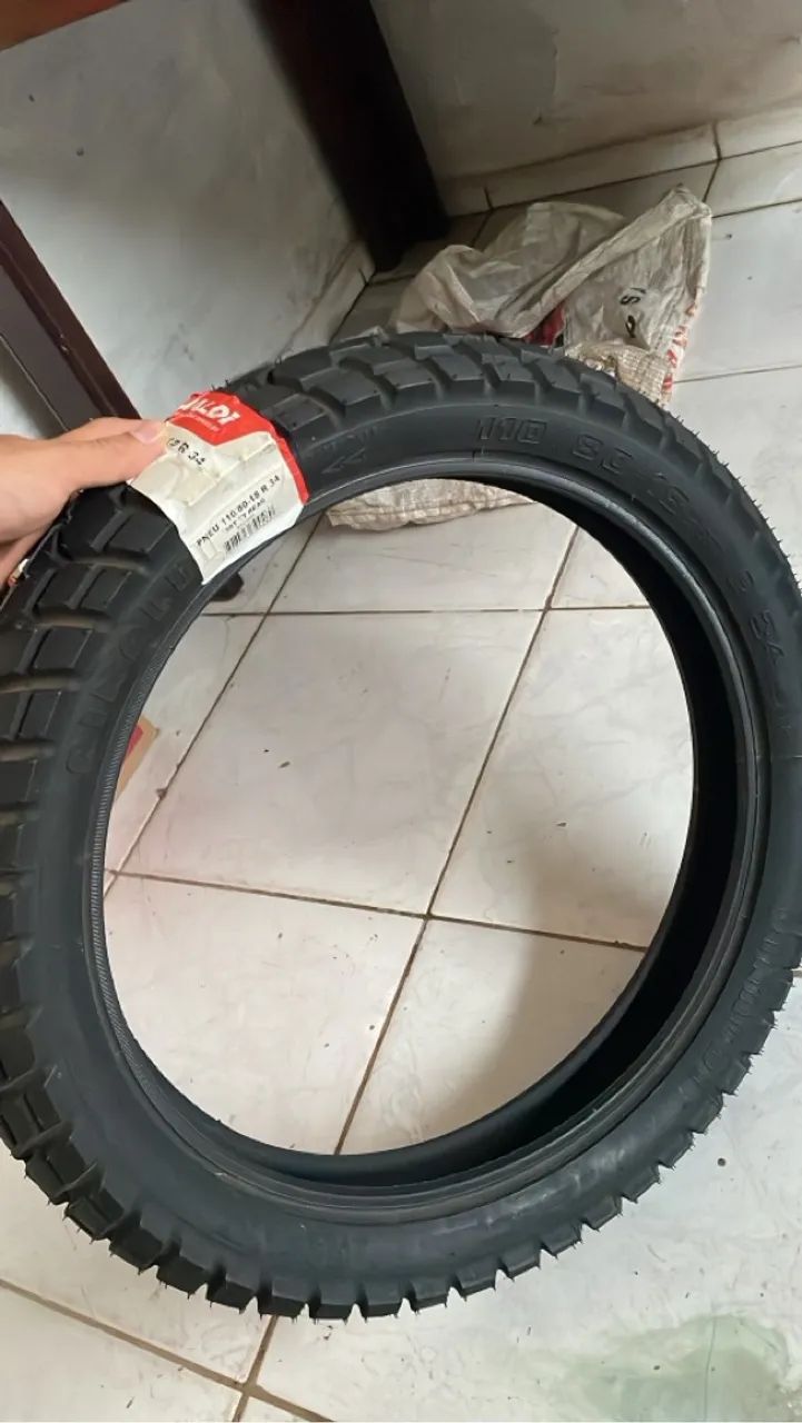 Pneu Rinaldi traseiro 110/90-18 R34 titan / fan / xtz125 / fazer 150 factor xr 200 - Foto 3