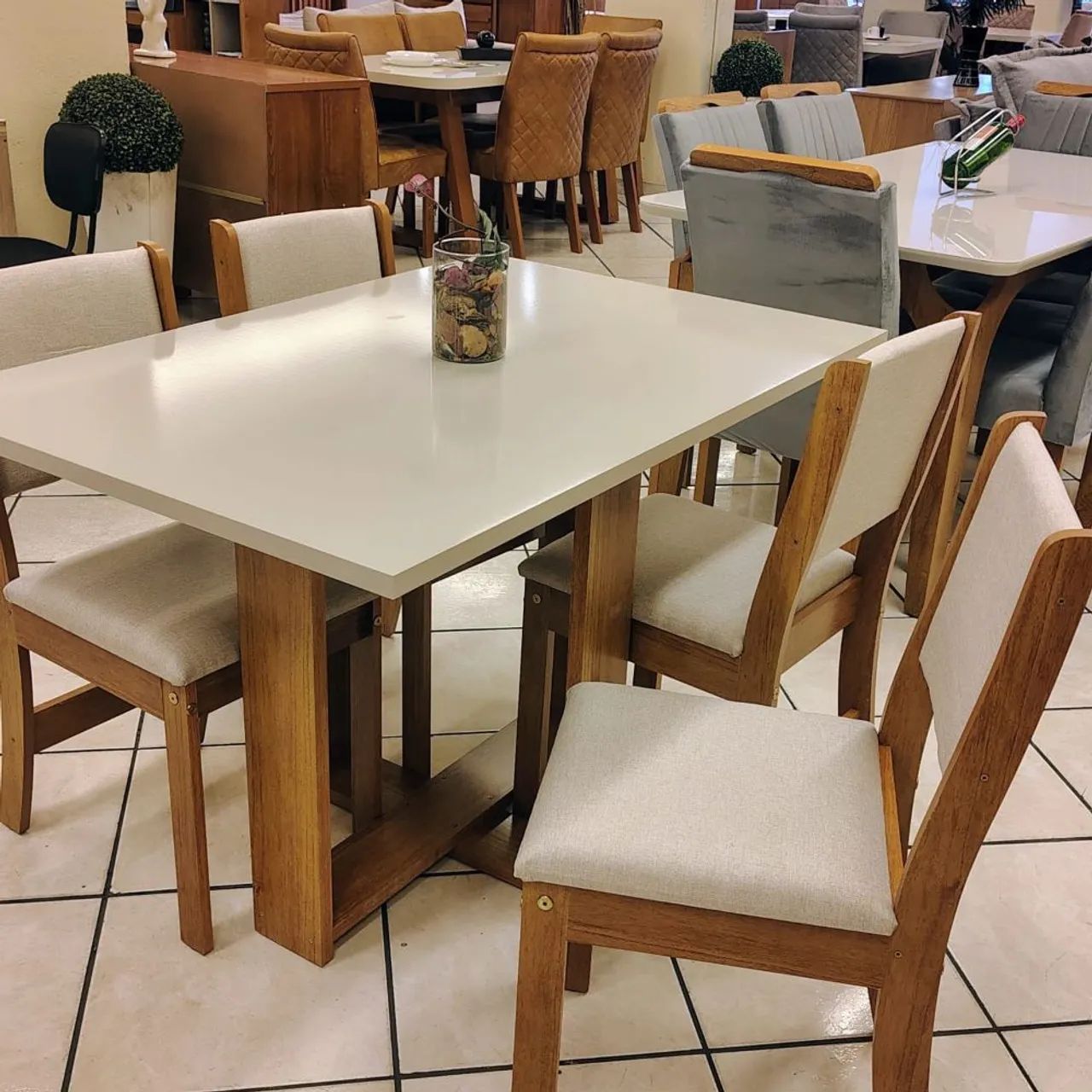 Mesa de Jantar Elegancy C/4 Cadeiras Assento Acolchoado 1,20x80 - Foto 4