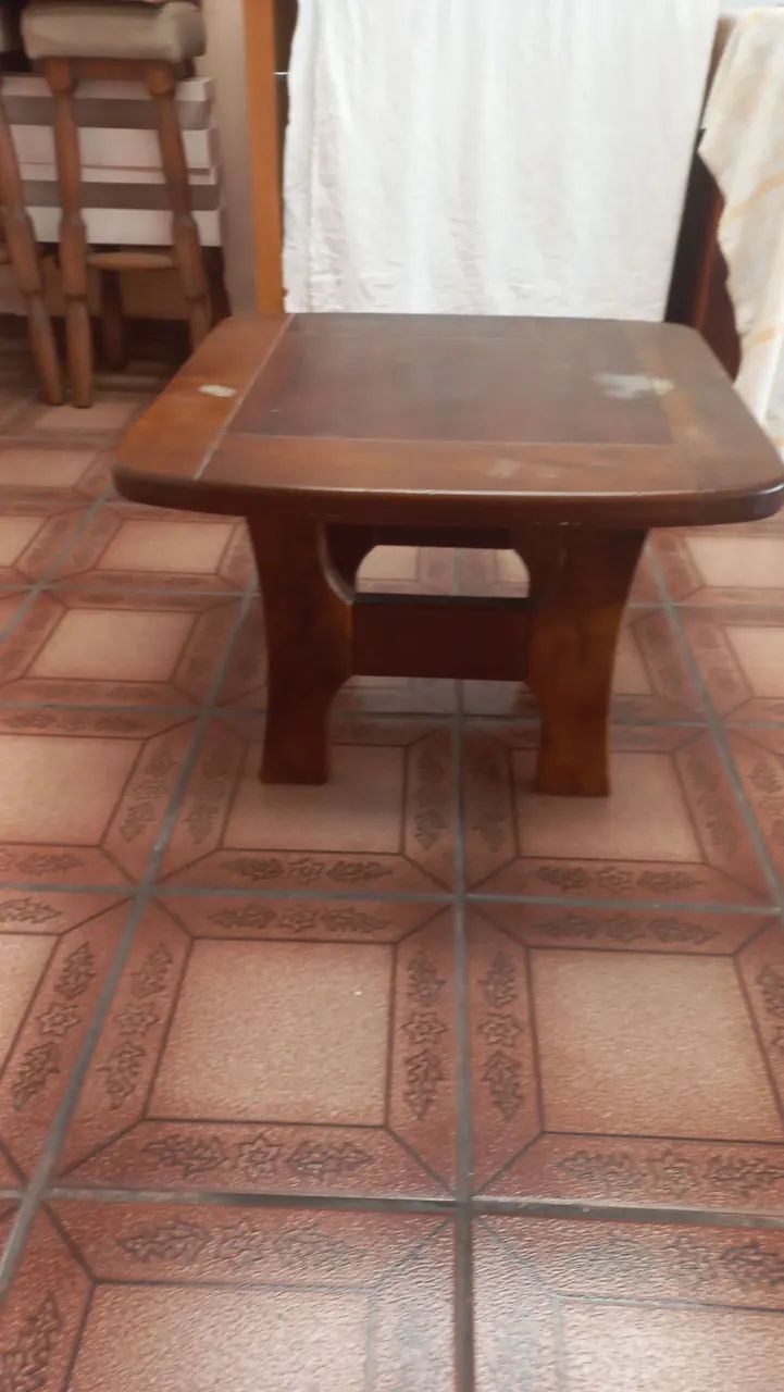 Wooden Table64520806219393120