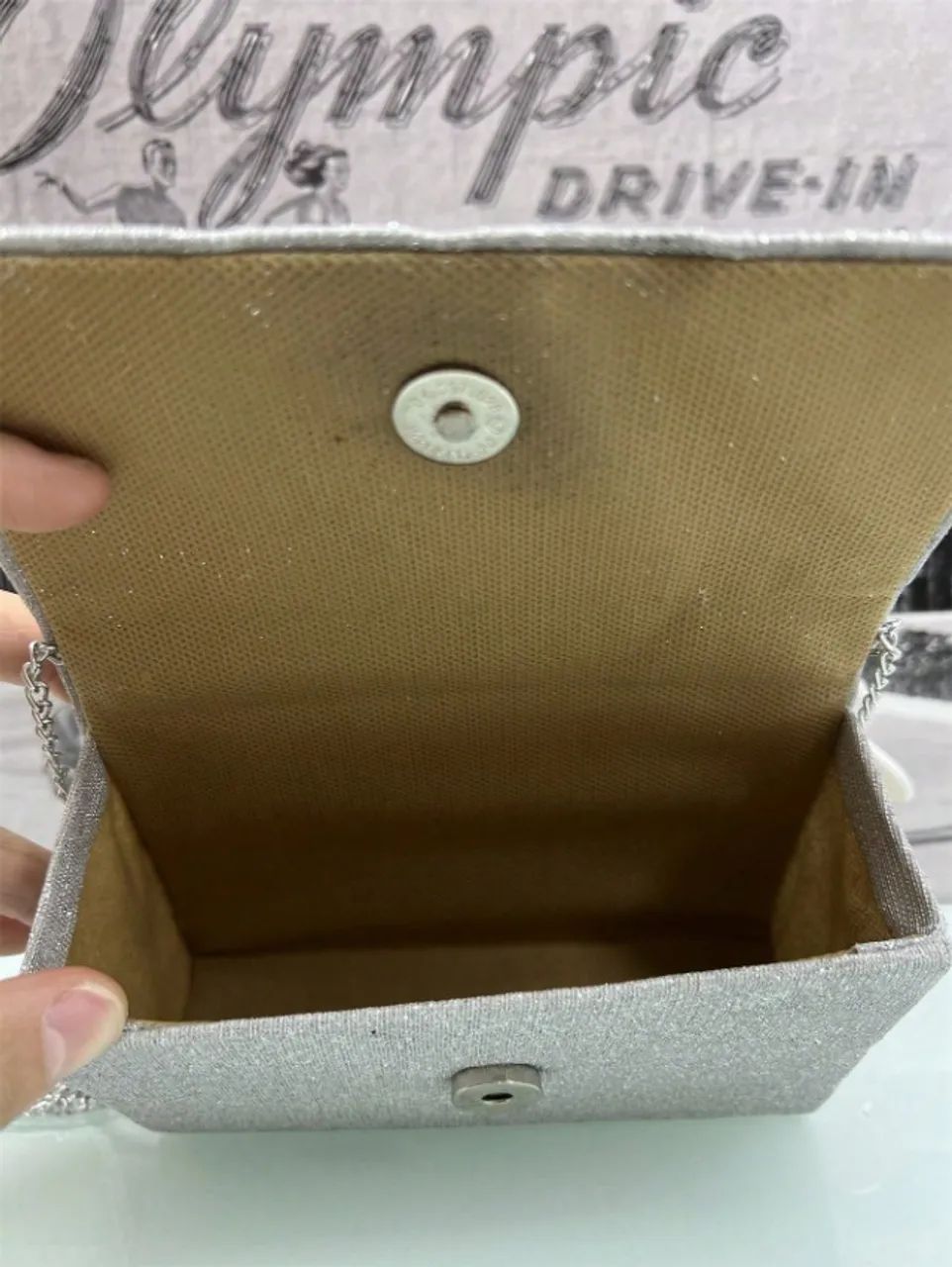 Bolsa Feminina quadrada Alça De Mão e Transversal - Foto 3