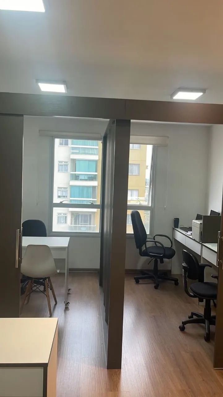 Vendo divisoria para sala comercial 