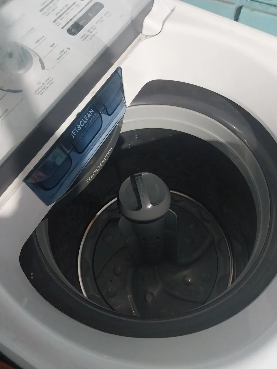 Máquina de Lavar Electrolux Jet&Clean - Perfeita Diluição