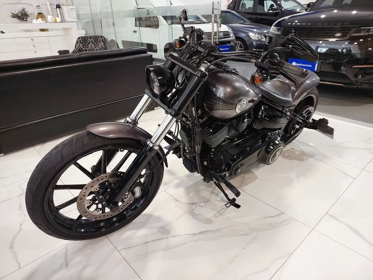 Harley Davidson Softail Breakout Personalizada Muito Nova 