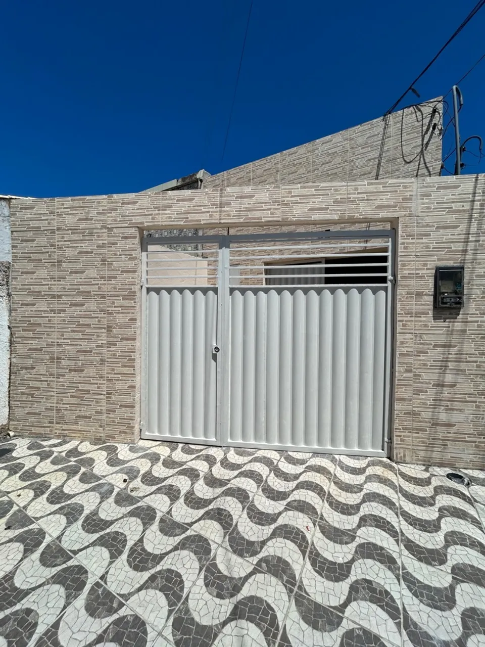 ALUGO CASA PRÓXIMA A SANTA CASA!! 2.000,00