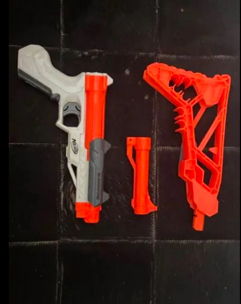 Nerf - Pistola e acessórios
