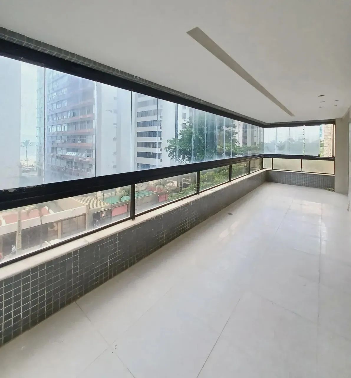 PRINCIPE DE NAVARRA - BOA VIAGEM - 246M² - 3 SUITES - 3 VAGAS