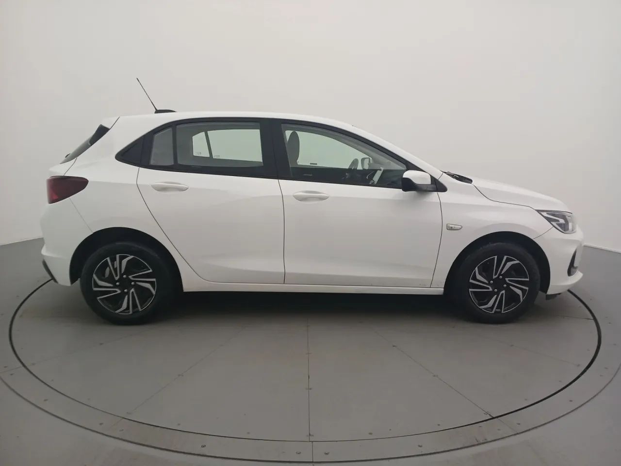Chevrolet Onix Hatch LT 1.0 12V TB Flex Mec. 4P, foto 6 de 18