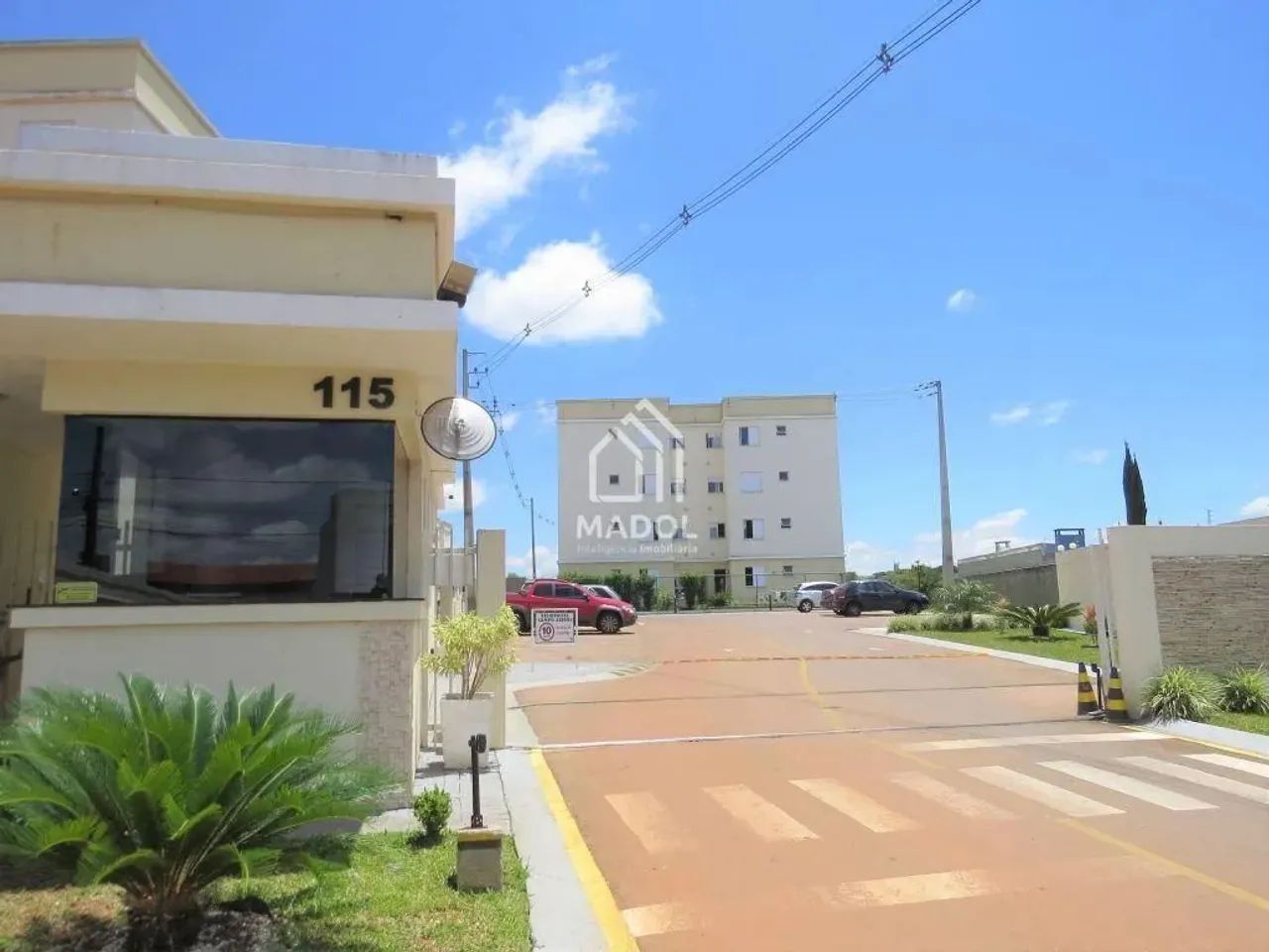 Apartamento à Venda em Uvaranas, Ponta Grossa - PR - Foto 3