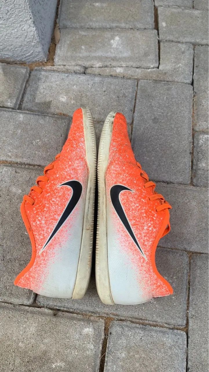 Tênis Nike Futsal - Tamanho 37