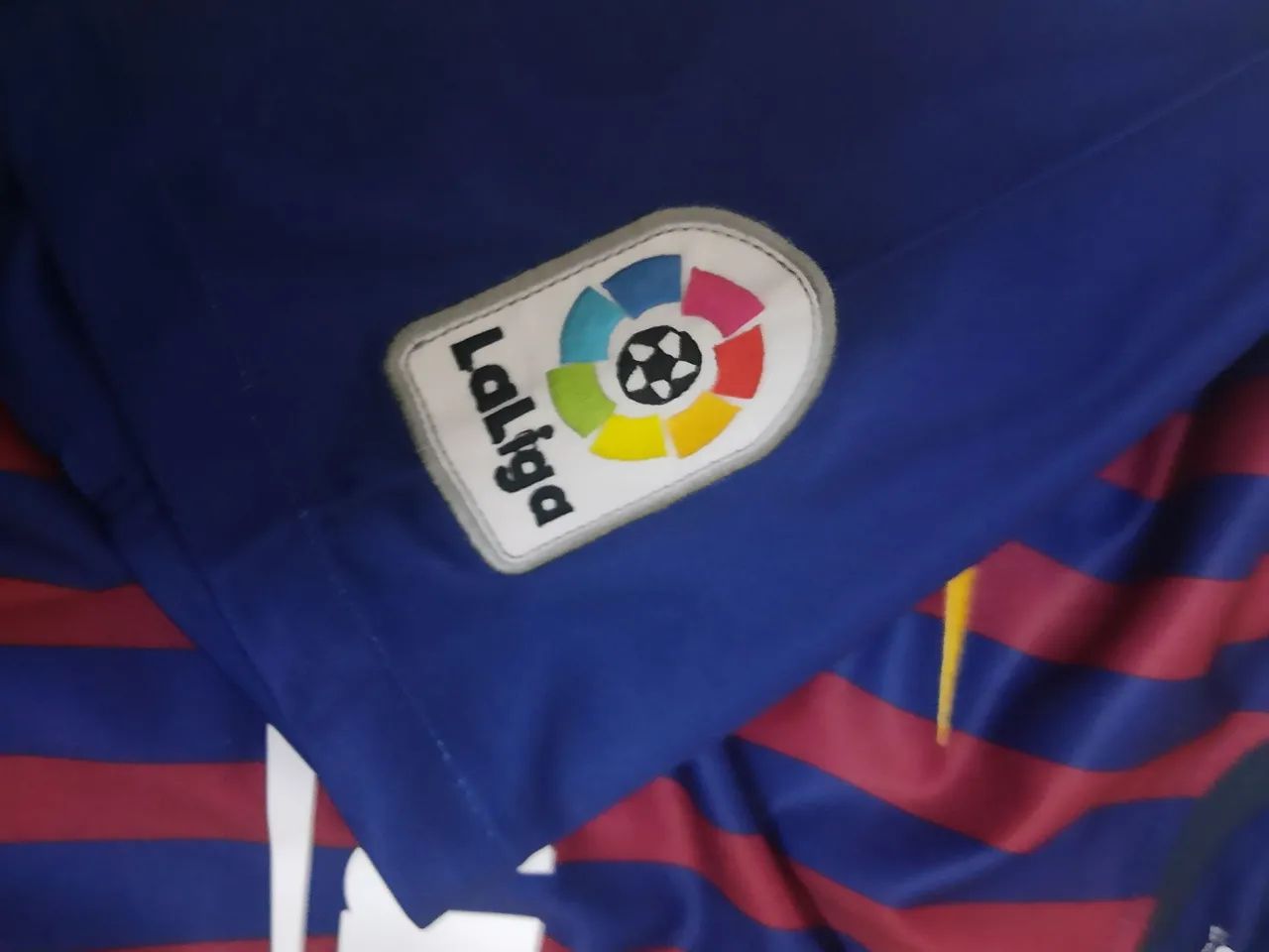 Camisa de Futebol Barcelona - Rakuten - Tamanho M - Foto 4