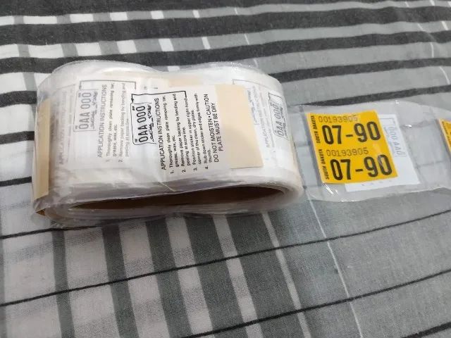 Stickers adesivos para placa de carro dos Estados Unidos. Novos, sem uso !!! - Foto 2