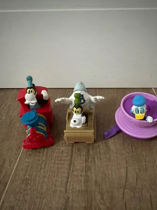 brinquedos bonecos mcdonalds Disney World Resort - 5 unidades - Foto 2