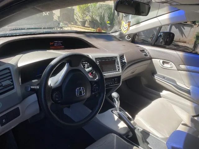 Honda Civic EXS 1.8 - 2012 Automático 