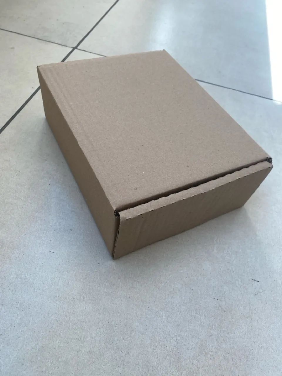 E-commerce Cardboard Box434736004376842245