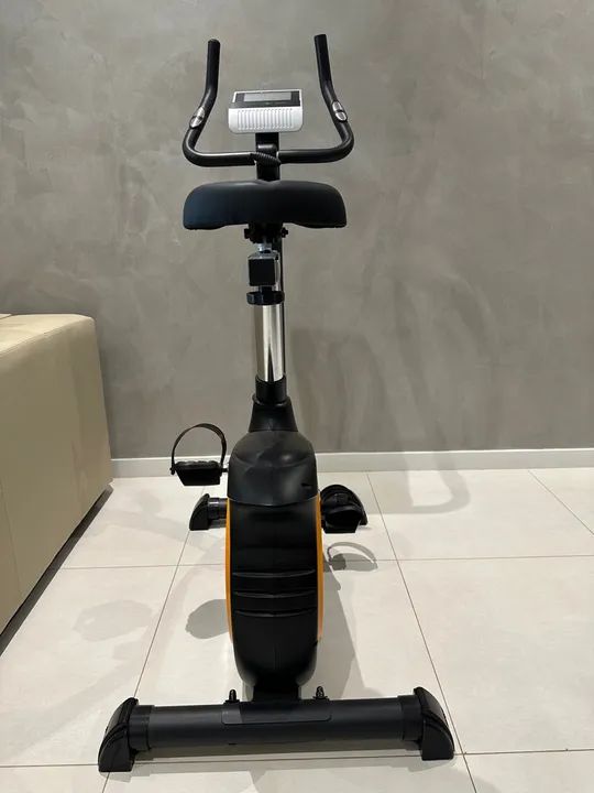 Bicicleta Ergométrica Evolution B902 - Foto 5