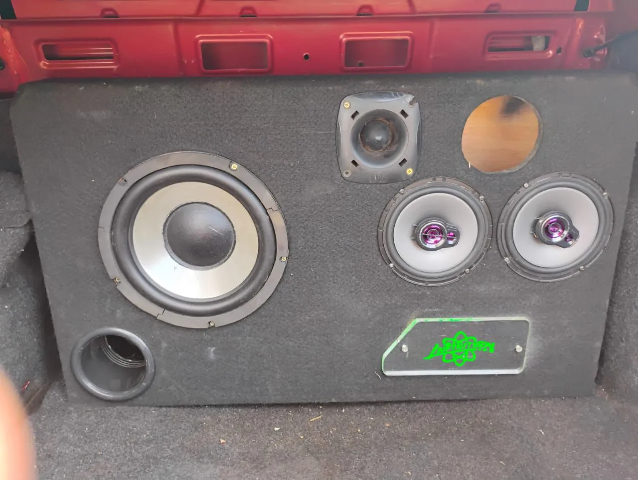Som Automotivo Completo - Subwoofer e Caixas