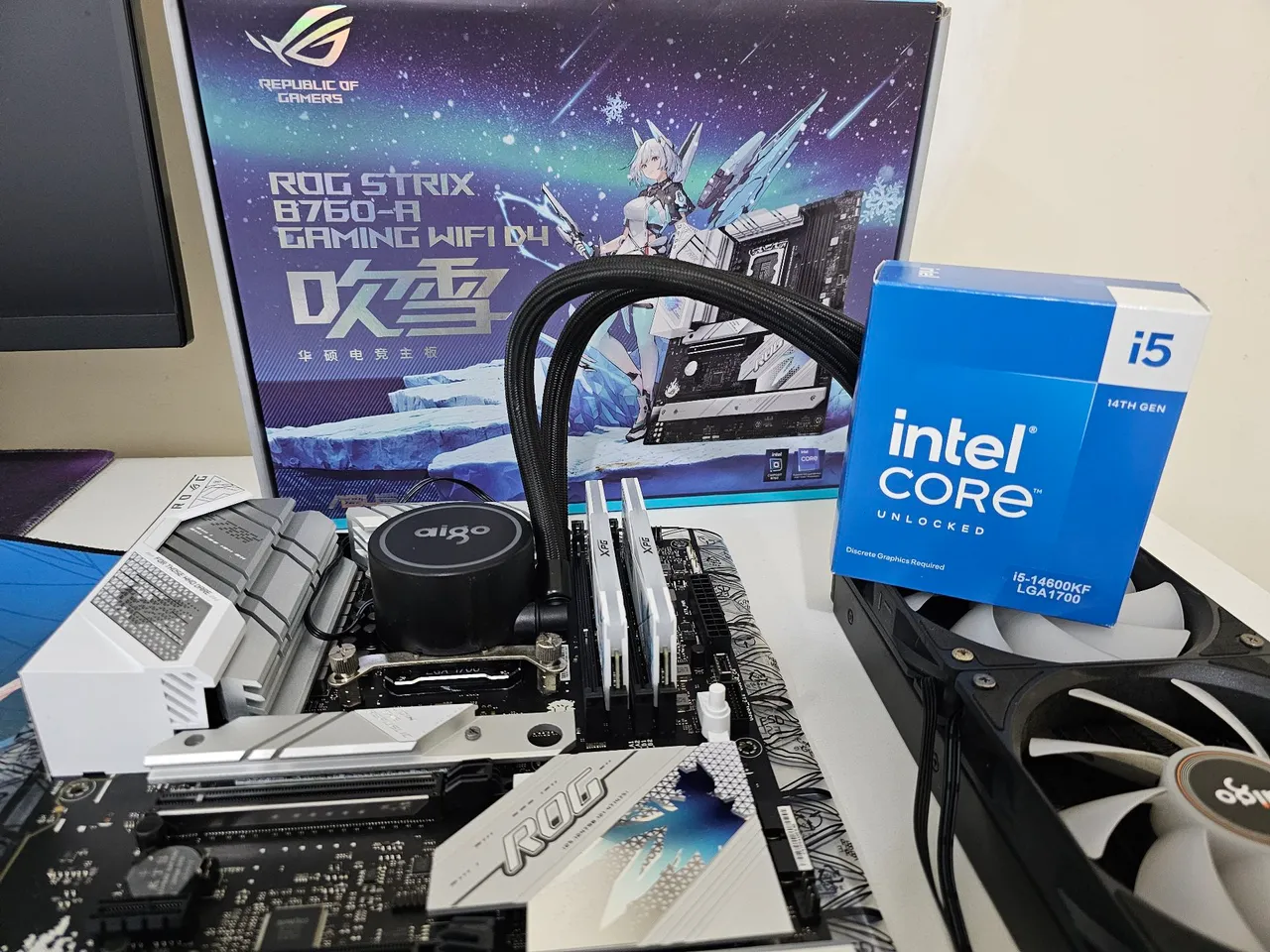Kit Placa mãe B760 Asus Rog Strix Fubuki + Core i5 14600KF+32GB DDR4 XPGROGStrix+ WC 240mm