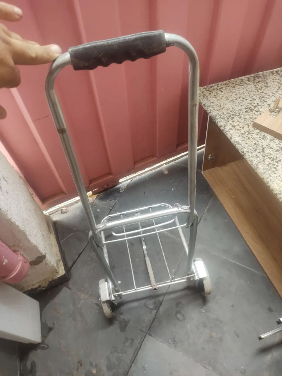 Carrinho de mão dobrável