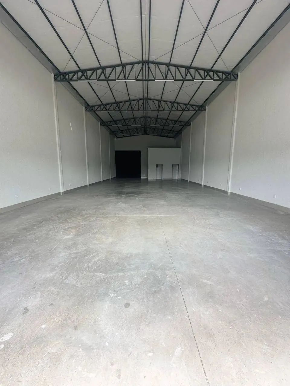 Galpão comercial para locação no Res. Santa Edwiges, Senador Canedo, GO - Foto 2