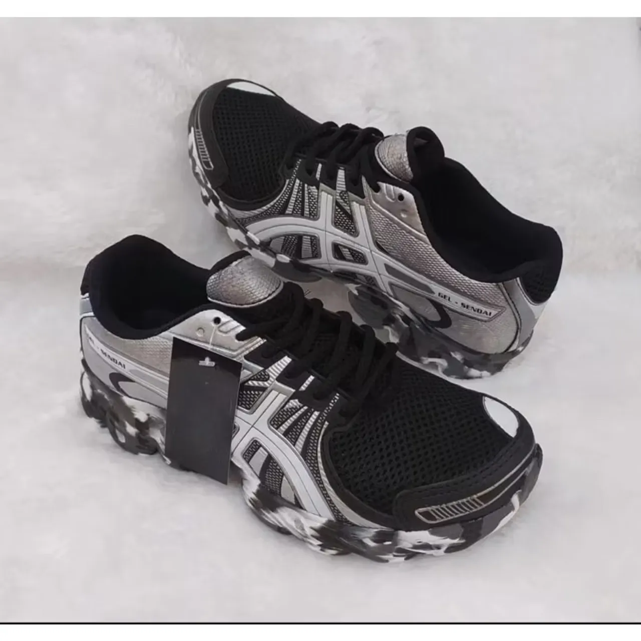 Tênis Asics Gel Sendai