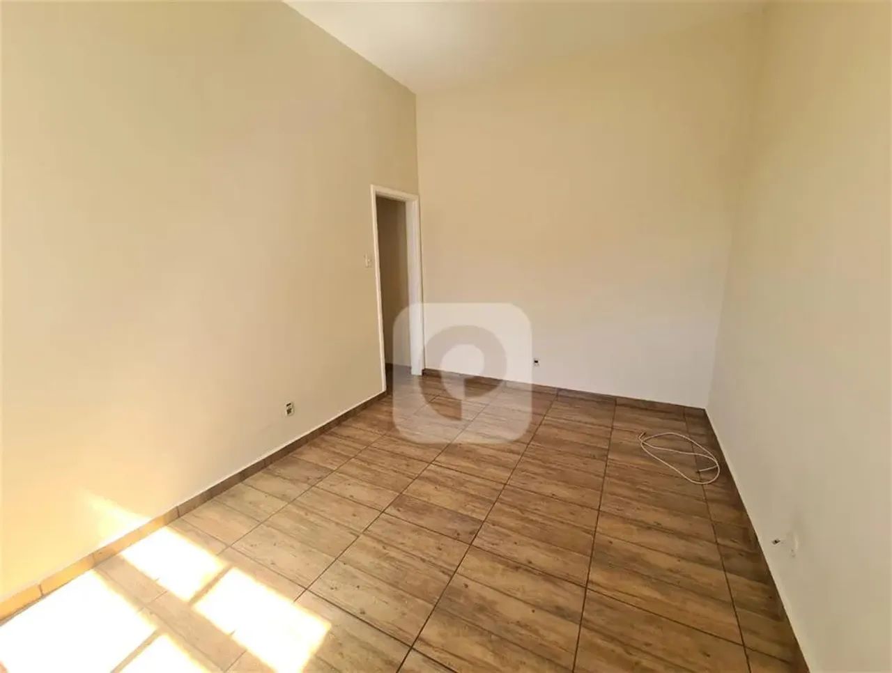 APARTAMENTO DE SALA E QUARTO NA RUA DO CATETE - Foto 3