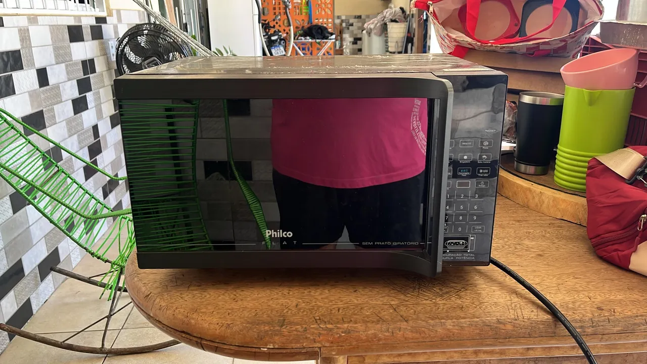 Micro-ondas Philco Flat