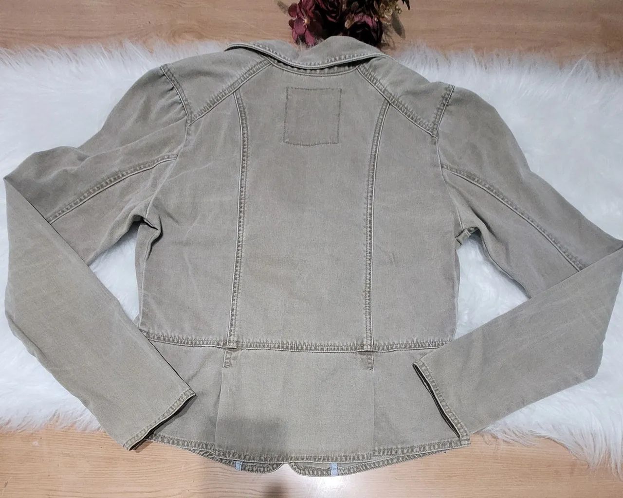 Casaco de lã  e blazer jeans bege TAM. P - Foto 2