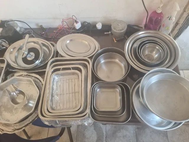 Kit de Prataria, travessas, formas, pratos e mais