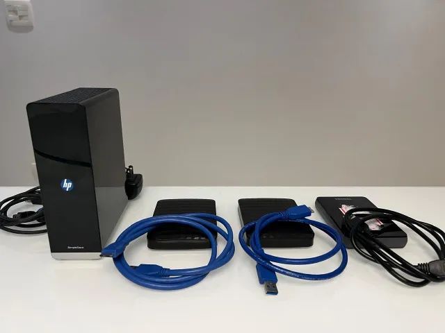 KIT 4 HDs 1T (2 Samsung, 1 HP e 1 Toshiba)