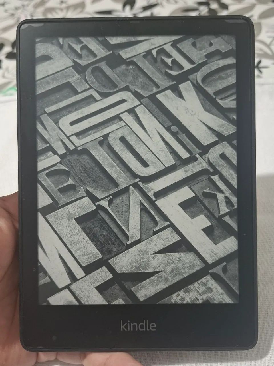 Kindle Paperwhite Signature Edition 11ª Geração - Estado de Novo