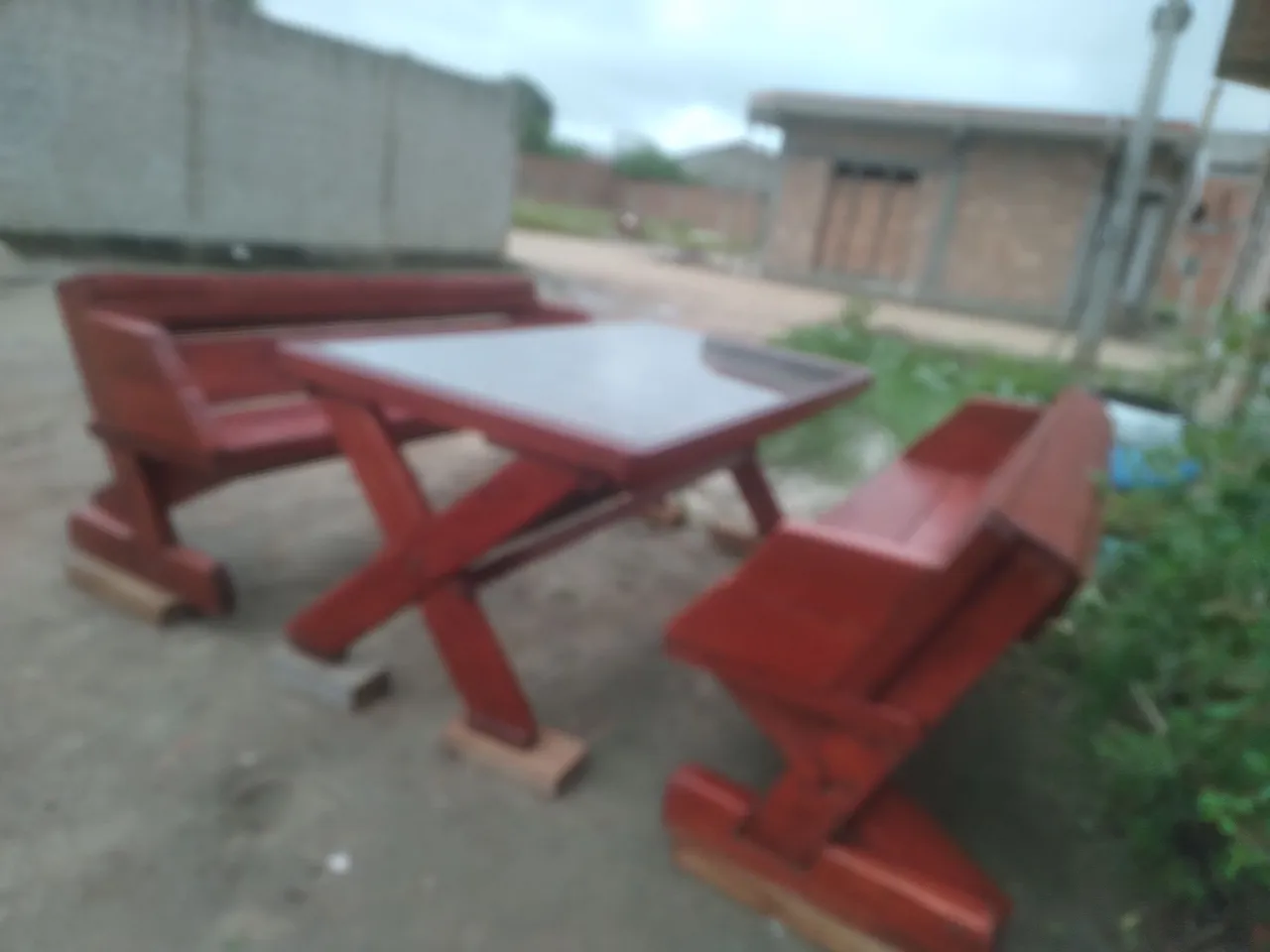 Mesa de madeira rústica