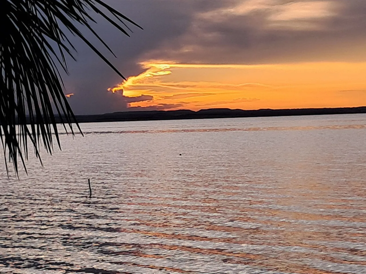 CHÁCARA BEIRA LAGO PALMAS