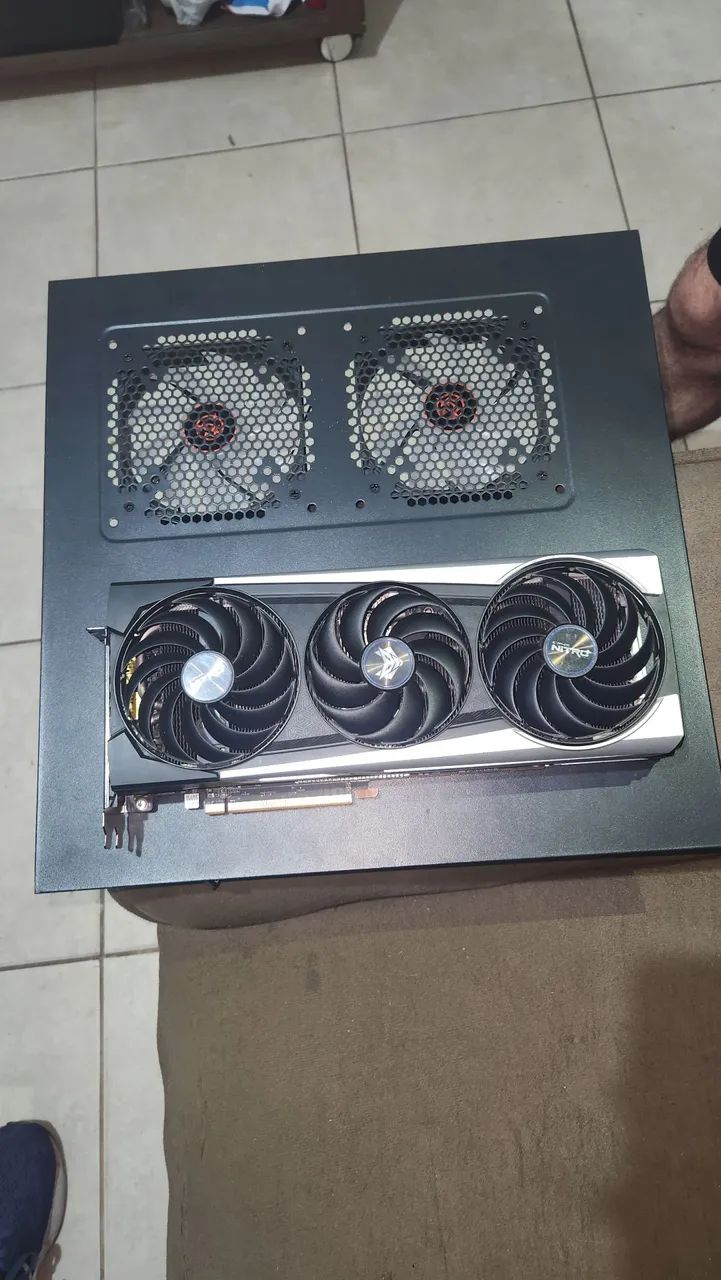 Placa de Vídeo RX 6700XT 12 GB Sapphire  - Foto 3