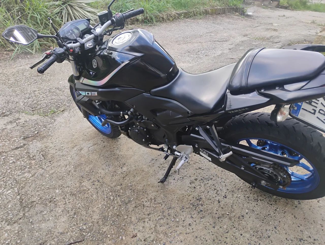 Mt 03 esportiva muito nova