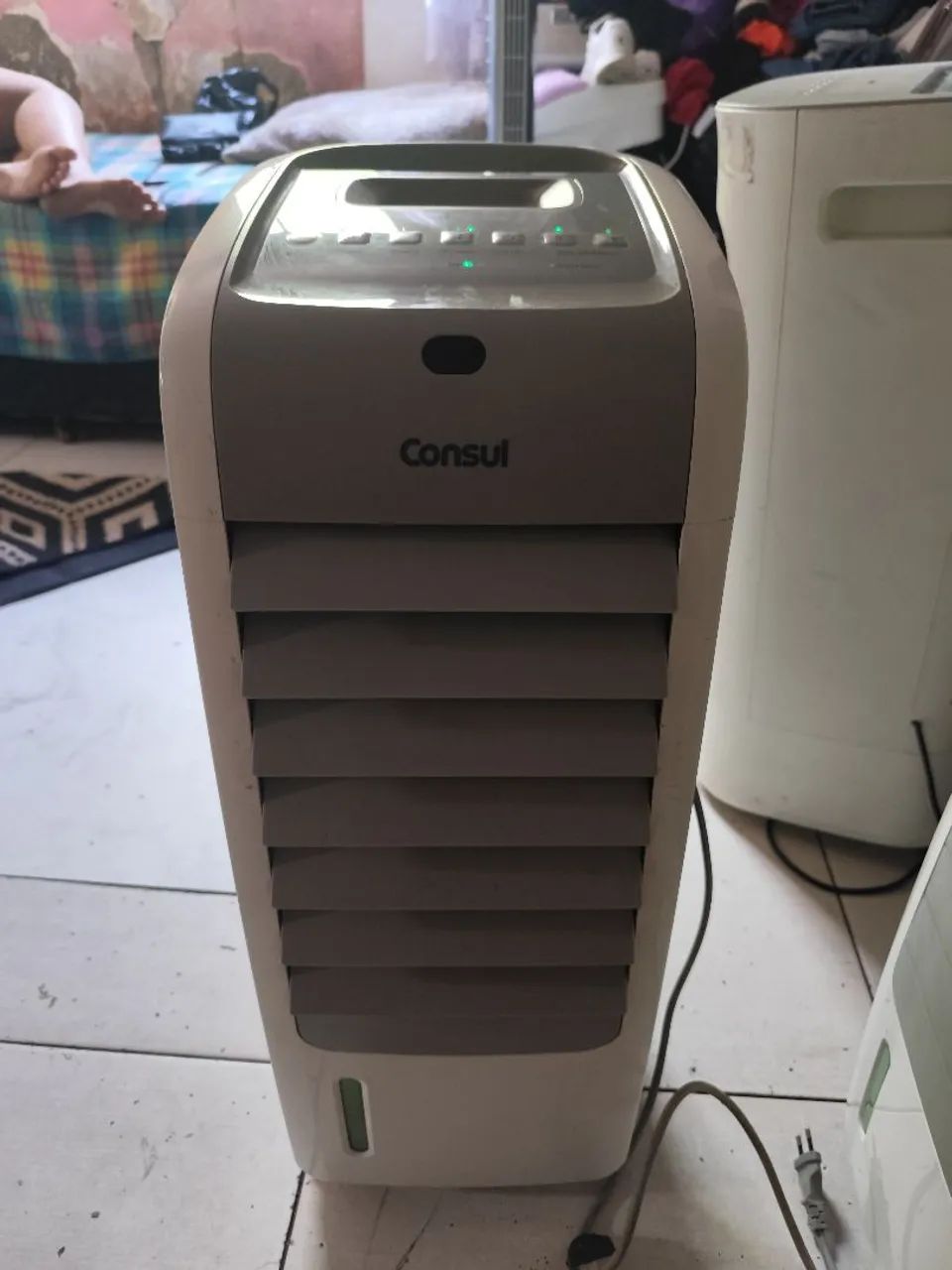 Climatizador de ar Consul - quente e frio  - Foto 5