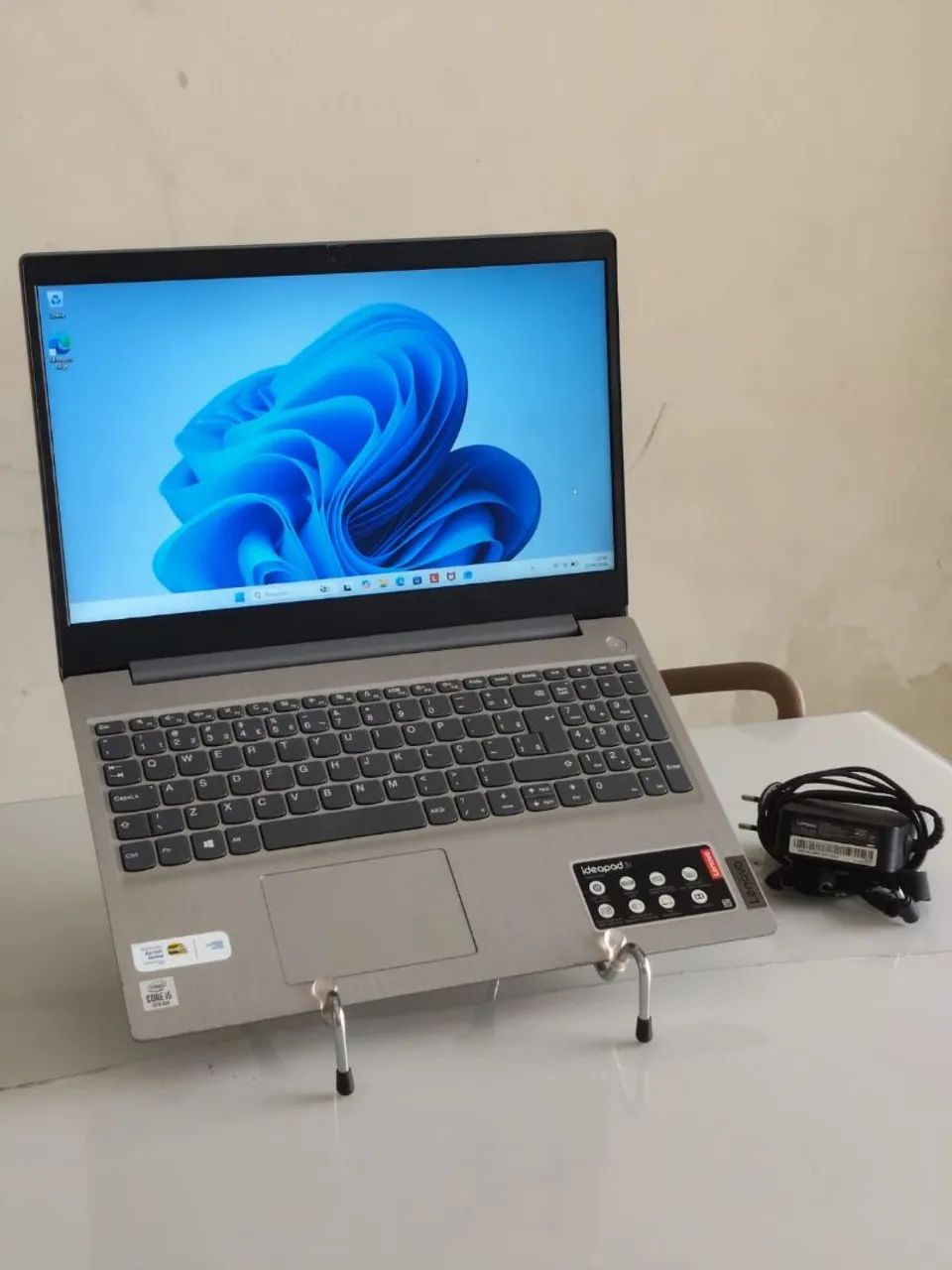 Notebook lenovo i5 10 gen | 8gb ram | SSD