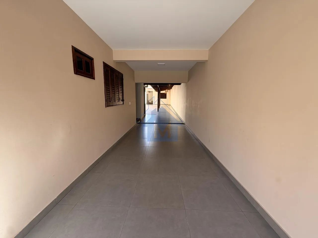 Prédio Comercial com Sala, Apartamento e Lazer, no Centro! - Foto 3