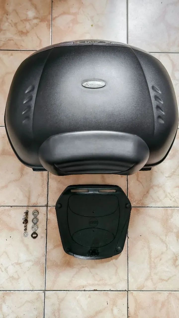 Baú Givi 45L + Encosto + bagageiro.