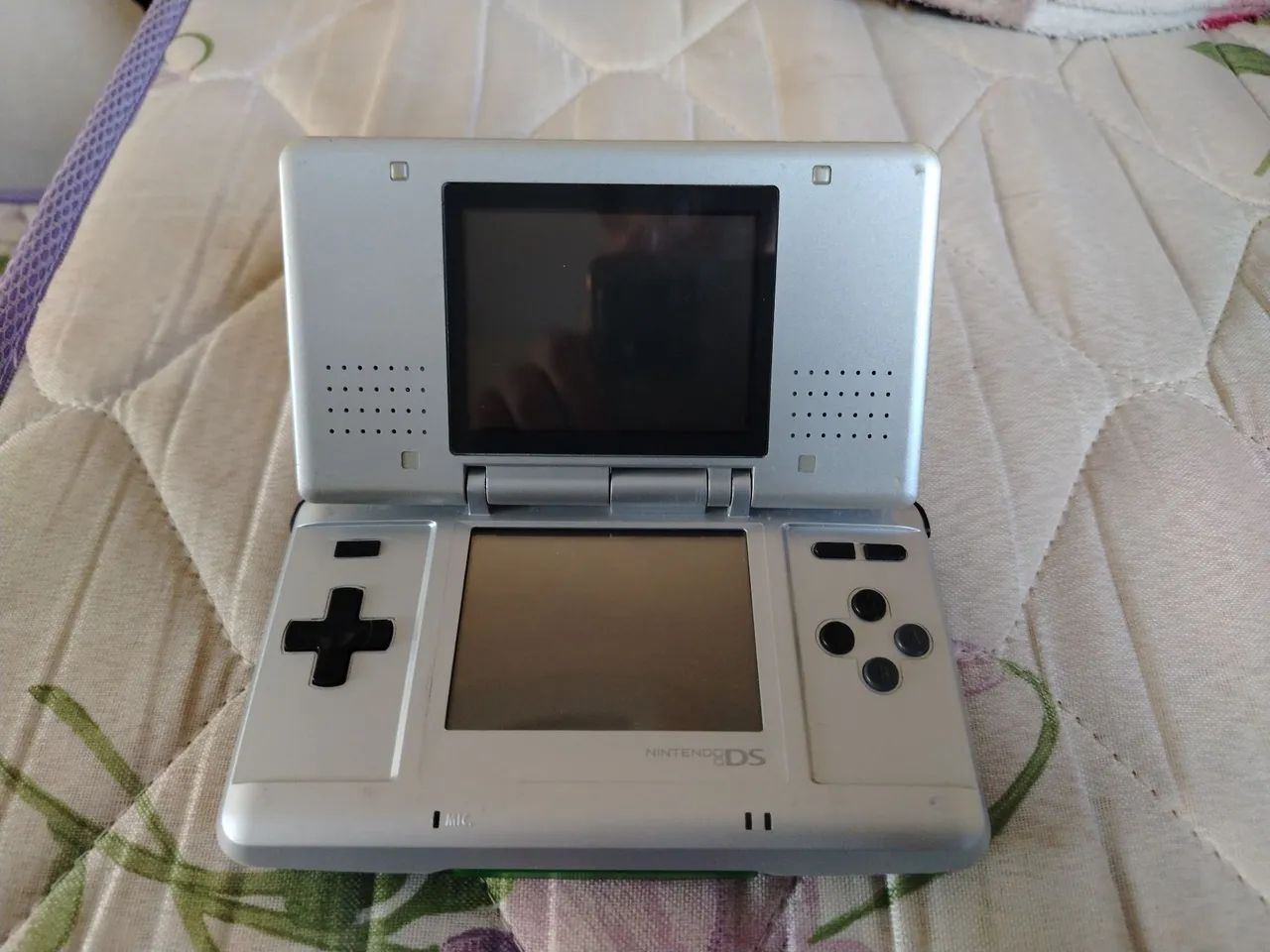 Nintendo DS FAT + 2 jogos
