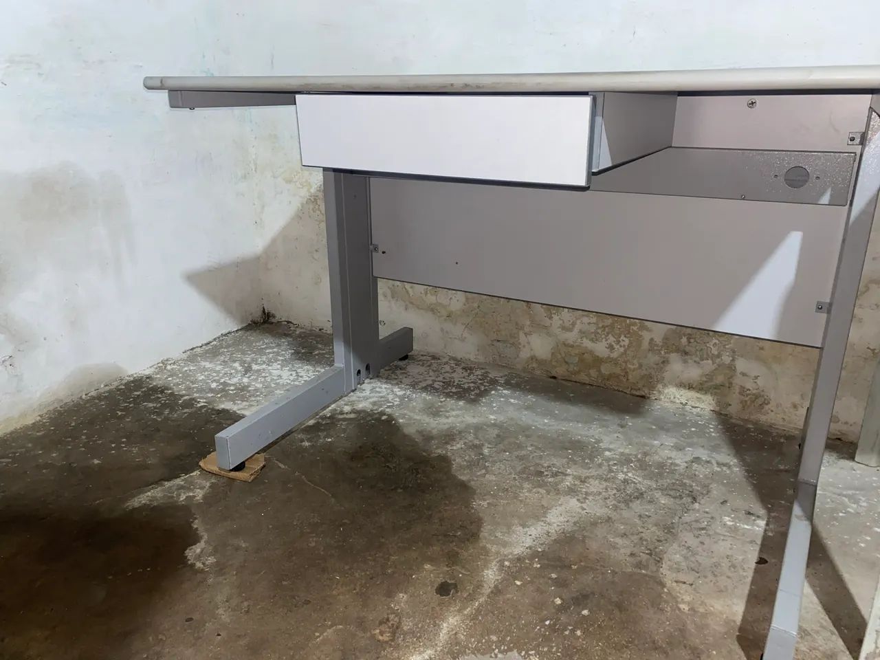 Mesa de escritório - Foto 4