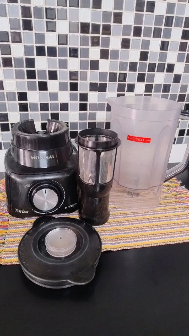 Vendo um Liquidificador MUNDIAL excelente estado, com todos os seus acessórios intacto...  - Foto 5