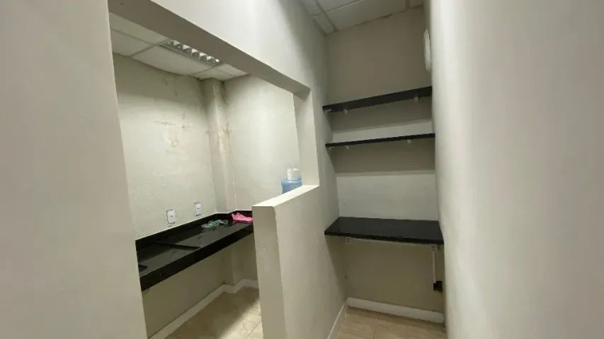 ALUGO SALA COMERCIAL - ADRIANÓPOLIS  - Foto 4