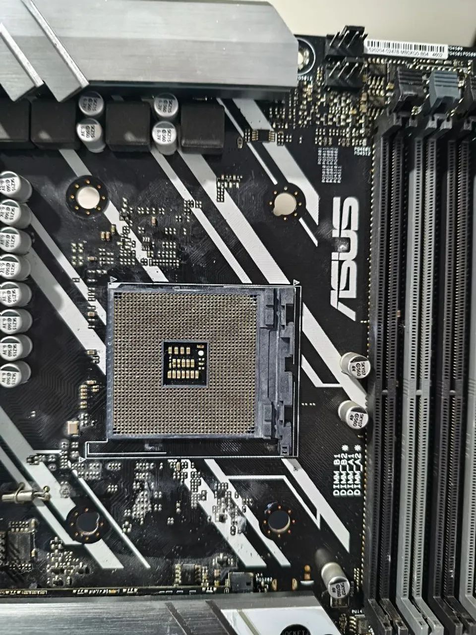 Placa mãe Asus prime x470 pro defeito - Foto 2