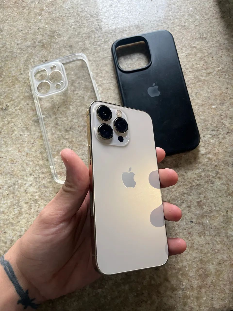 Iphone 13 pro 256 dourado - Foto 2