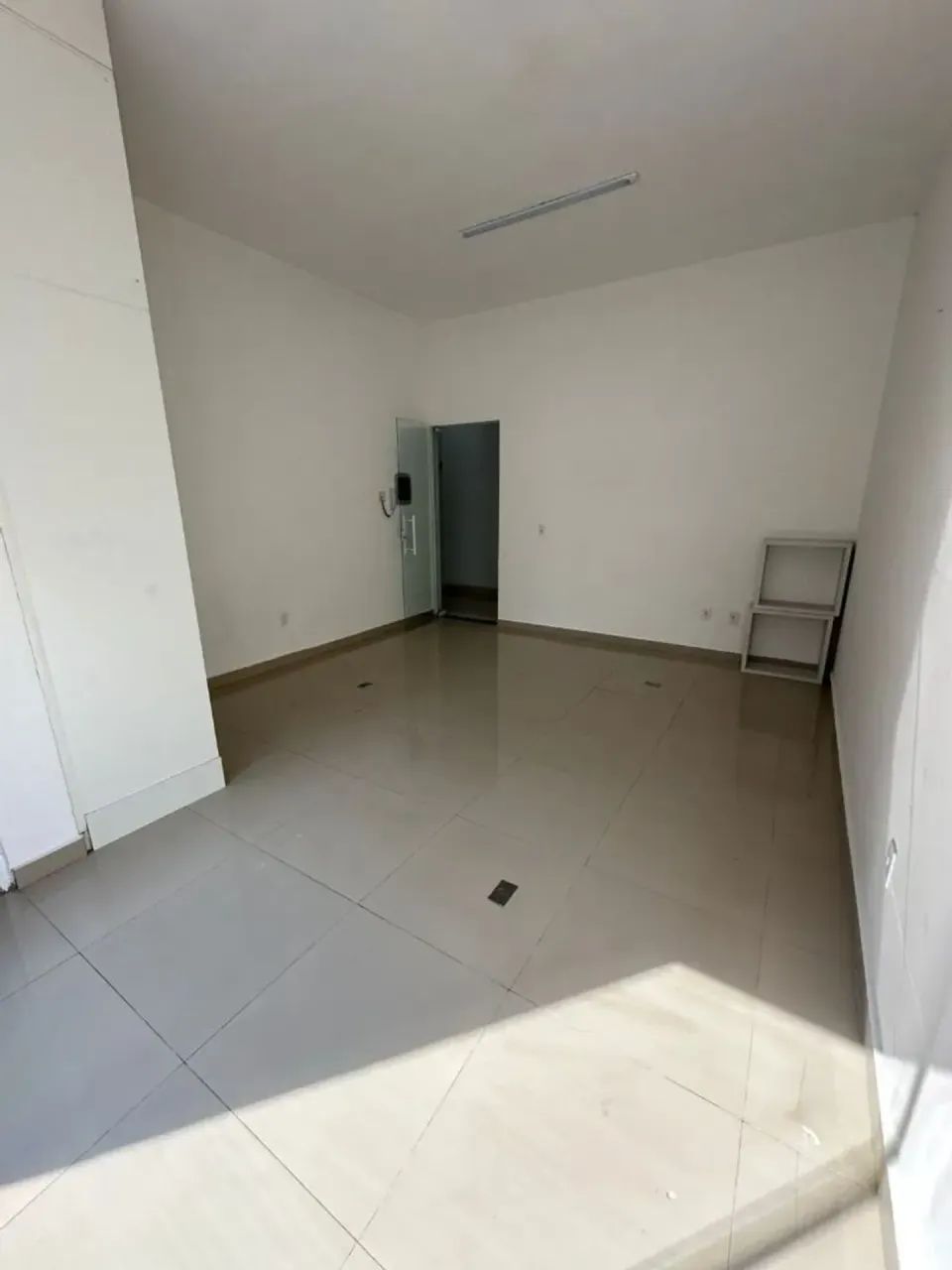 Escritório para aluguel e venda possui 34 metros quadrados com 1 quarto - Foto 4